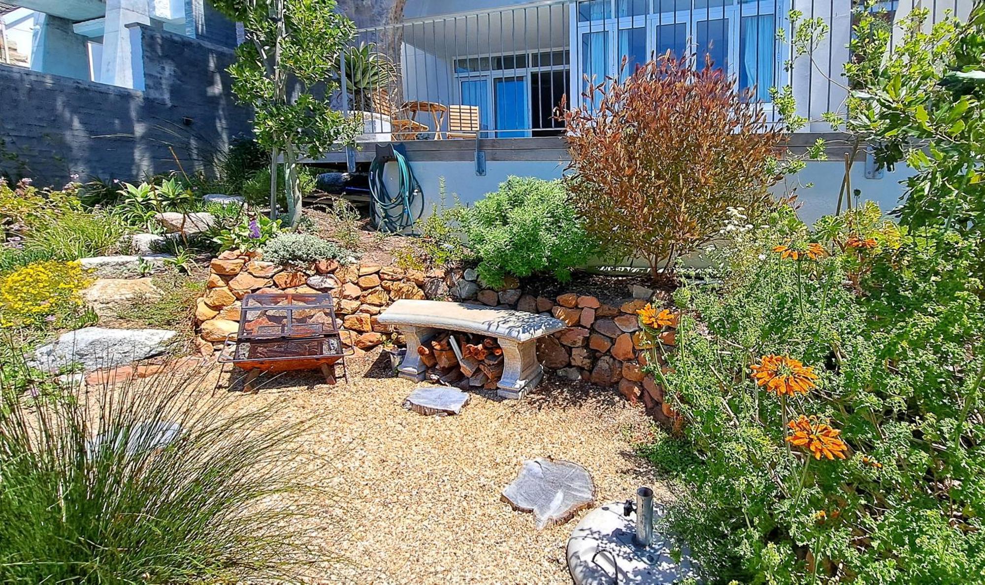 The Dragon Tree Guesthouse Kalk Bay Exterior foto